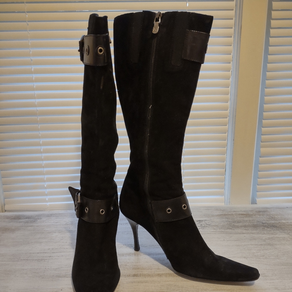 Women's 9.5 Donald Pliner black, leather strap, Suede tall boots